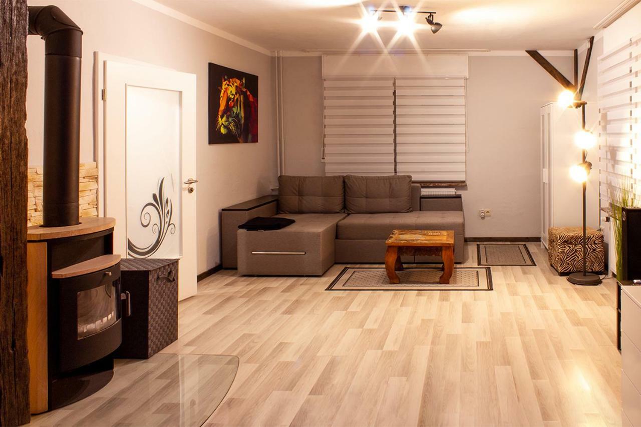 Ferienwohnung Buren/Weiberg Bueren  ภายนอก รูปภาพ